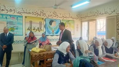 وكيل تعليم قنا يتفقد مدرسة قوص الصناعية 