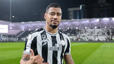 إياجو سانتوس يزيد متاعب مدرب الشباب قبل لقاء الاتحاد 