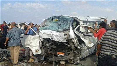 وفاة 4 أشخاص بينهم شقيقين إثر وقوع حادث تصادم
