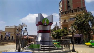 محافظ المنوفية يتابع مشروعات رصف الطرق بمركزى منوف وتلا