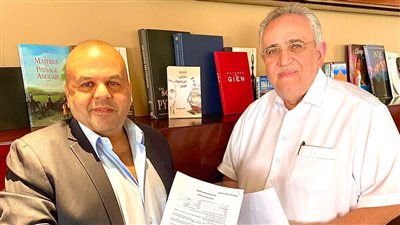 ”أنقذوا ما تَبَقّى من سنوات العُمر” كتاب يقدم نصائح عن كيفية التعامل مع قضايا الحياة اليومية