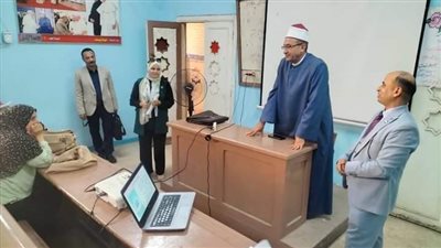 إطلاق برنامج تدريب الدراسات الاجتماعية على المنهج الجديد بأزهر الغربية