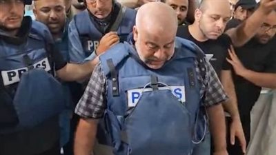 عاجل.. أول تعليق من المراسل وائل الدحدوح بعد إصابته