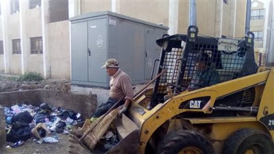 قرى فارسكور بدمياط تشن حملة نظافة في الشوارع وأمام المصالح الخدمية 