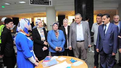 رئيس جامعة كفر الشيخ يفتتح  ملتقى السلامة والصحة المهنية