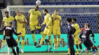 كأس خادم الحرمين الشريفين.. تعادل إيجابي بين الخليج وضمك في الوقت الأصلي   