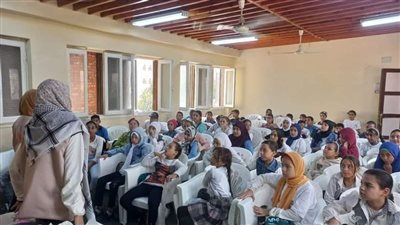 بدء معسكرات 