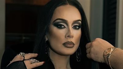 أديل تعلنها صراحة.. تزوجت ريتش بول