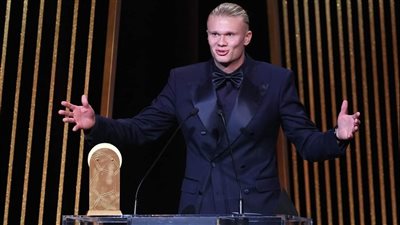  إيرلينج هالاند يفوز بجائزة جيرد مولر لأفضل هداف في 2023