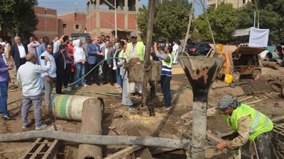 محافظ بني سويف يتابع مشروع إنشاء كوبري أشمنت الجديد