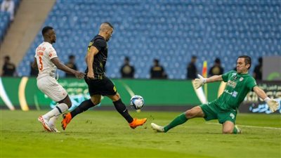 حمدالله يقترب من إنجاز تاريخي في كأس خادم الحرمين 