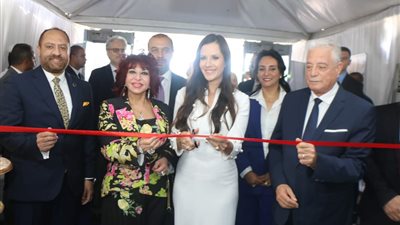 محافظ جنوب سيناء يشهد افتتاح المعرض المصاحب لمؤتمر المستثمرات العرب بشرم الشيخ