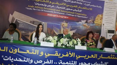 محافظ جنوب سيناء يشهد افتتاح مؤتمر المستثمرات العرب بشرم الشيخ