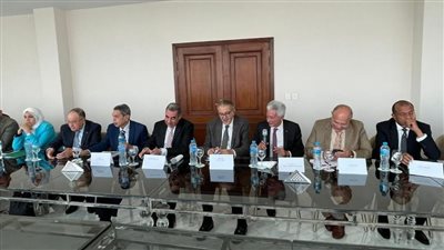 الغرف التجارية: تشكيل لجنة مع مصلحة الضرائب لتحديد نسب فروق أسعار تدبير العملة