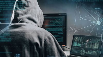 الأفلام  المقرصنة.. تفاصيل سقوط عاطل يدير شبكة إلكترونية لفك شفرات القنوات