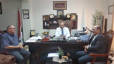 رئيس مياه القناة يلتقي نواب الإسماعيلية والسويس 