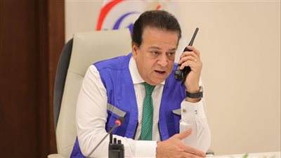 عاجل.. الصحة تخصيص 40 سيارة إسعاف للاصطفاف داخل معبر رفح