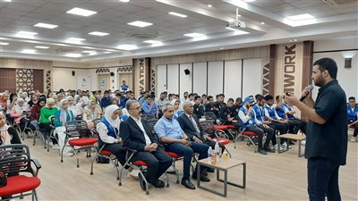 نظرية أثر الفراشة إيجابية لخريجى الجامعات 