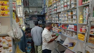 تحرير 44 محضرًا تموينيًا في حملات على أسواق المنيا