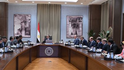 مدبولى يتابع تطوير المناطق غير المخططة في محافظة القاهرة