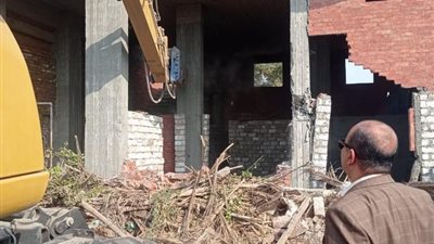 استمرارحملات تنفيذ الازالات علي الأراضي الزراعيه لوقف المباني علي مستوي مركز ومدينه بنها 