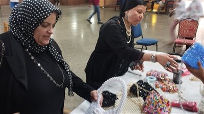 استعدادًا للحفل الختامي.. حنان موسى ولاميس الشرنوبى يتفقدان إنتاج ورش ملتقى أطفال أهل مصر ببورسعيد