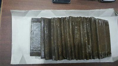 حبس ديلر 4 أيام لحيازته المواد المخدرة بمنشأة القناطر  