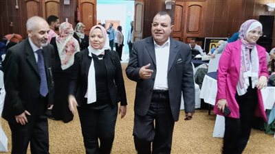 وكيل شباب أسيوط يشارك في حلقة نقاشية للقضاء علي الفقر والجوع