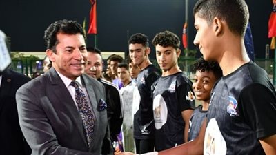 وزير الرياضة يتابع المشاركين في نهائيات الموسم الثاني لـ كابيتانو مصر