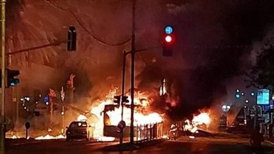 الصواريخ تفشل في الاعتراض.. 3 انفجارات تهز تل أبيب