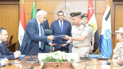 وزير التنمية ومحافظ الدقهلية يشهدان توقيع بروتوكول خدمات الشبكة الوطنية للطوارئ والسلامة 