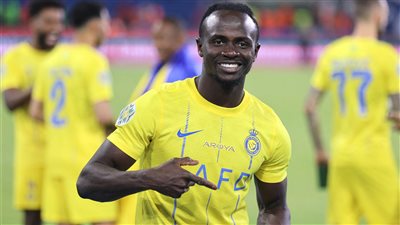 ساديو ماني يتغني بالدوري السعودي