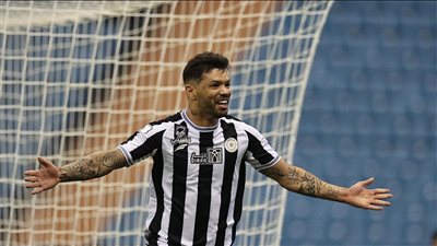 بعد غياب 9 أشهر.. كارلوس جونيور يعود للحياة وينعش أوراق الشباب الهجومية 