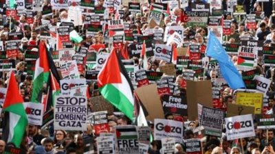 آلاف المتظاهرين في برلين يطالبون بوقف العدوان الإسرائيلي على غزة