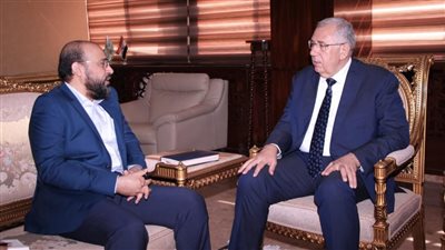القصير يبحث مع رئيس المجلس التنفيذي للمنظمة الإسلامية للأمن الغذائي آفاق التعاون