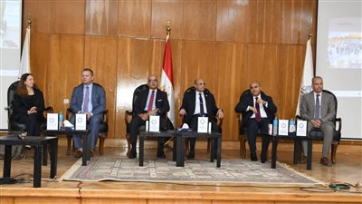 وزير العدل ورئيس جامعة عين شمس يفتتحان مؤتمر التحديات والآفاق القانونية