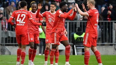 هاتريك كين يقود بايرن ميونخ لتخطي دورتموند في الدوري الألماني