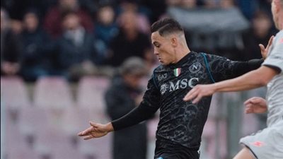 نابولي يتخطى ساليرنيتانا بهدفين في الدوري الإيطالي