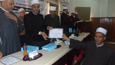 منطقة سوهاج الأزهرية تكرم المتميزين في المشروع الصيفي للقرآن الكريم