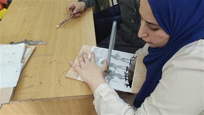 مكتبة المنفلوطي العامة تنفذ لوحات فنية تعبر عن نصر اكتوبر المجيد بالاركيت