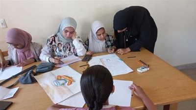 ورشة  فنية للأطفال بثقافة جمال عبدالناصر ببني مر فى أسيوط