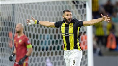 بنزيما يقود تشكيل اتحاد جدة المتوقع لمواجهة القوة الجوية بدوري أبطال أسيا