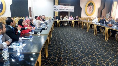 مائدة حوارية حول مناهضة العنف ضد المراة