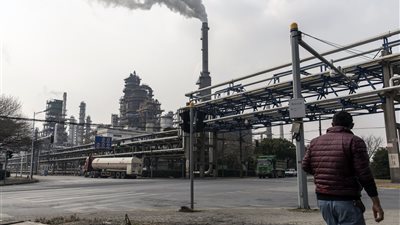 السعودية تُوضح قرارا بشأن الخفض الطوعي الإضافي لإنتاج النفط حتى نهاية 2023