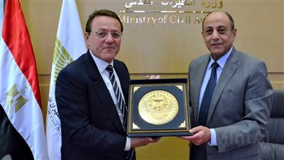 مصر والمغرب تبحثان آفاق التعاون المشترك في مجال الطيران المدني