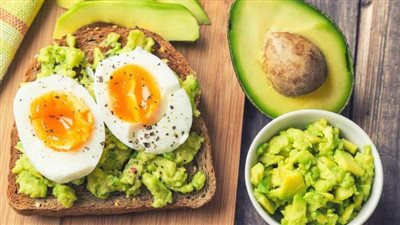 الأفوكادو أكثر صحة من الموز.. خبراء يوضحون الأسباب 