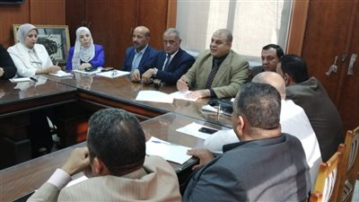 تعليم الدقهلية يناقش حسن سير العملية التعليمية (صور)