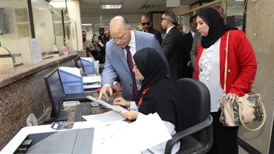 محافظ القاهرة يتفقد المركز التكنولوجي النموذجى بحى عين شمس