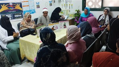 1630 سيدة منتفعة من خدمات قافلة 