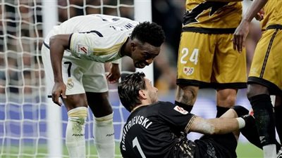 فينيسيوس يضل طريقه إلى دوامة الأزمات والمشاكل